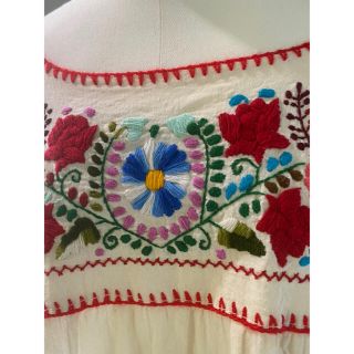 ビンテージ 70s トップス メキシカン 花柄 刺繍 Tシャツ