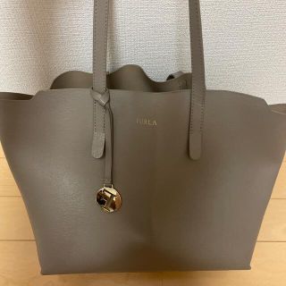 フルラ(Furla)のFURLA ハンドバッグ(ハンドバッグ)