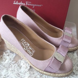 サルヴァトーレフェラガモ(Salvatore Ferragamo)の専用☆フェラガモ☆ヴァラ ウェッジソール パンプス 4C(バレエシューズ)