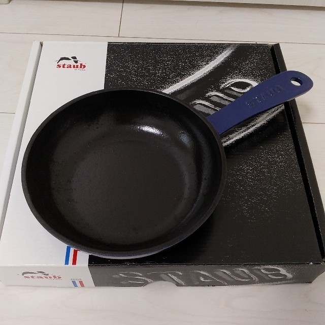 美品□STAUB　ストウブ　スキレット　ロイヤルブルー　16cm