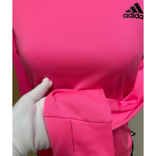 adidas(アディダス)の美品！adidas アディダス バッククロスTシャツ レディースのトップス(Tシャツ(長袖/七分))の商品写真