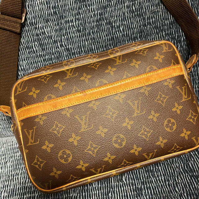 LOUIS VUITTON(ルイヴィトン)のルイヴィトン　美品　ショルダー　リポーター　モノグラム　 レディースのバッグ(ショルダーバッグ)の商品写真