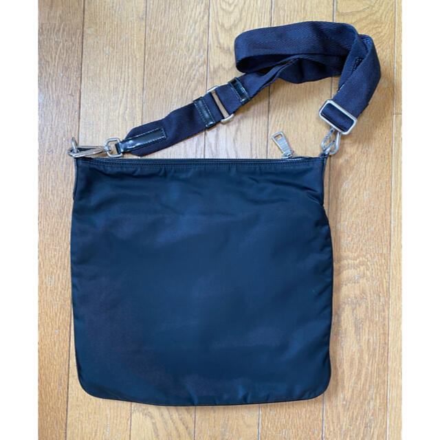 正規品 PRADA プラダ ショルダーバッグ ナイロン ブラック 黒 正規品 PRADA プラダ ショルダーバッグ ナイロン ブラック 黒