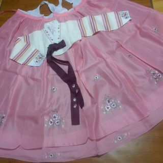 ＊専用*新品チマチョゴリ韓服ストライプ柄ピンク×ピンク裾2段*M～L(その他ドレス)