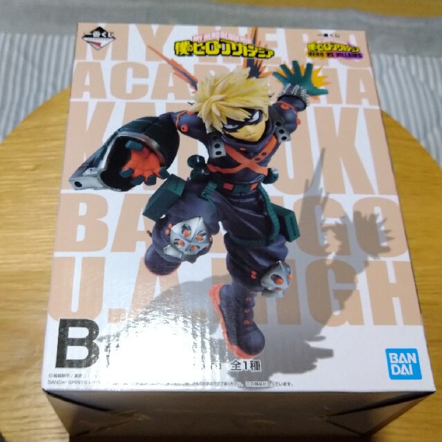 BANDAI(バンダイ)のヒロアカ　一番くじ　爆豪勝己　フィギュア　B賞　 エンタメ/ホビーのフィギュア(アニメ/ゲーム)の商品写真