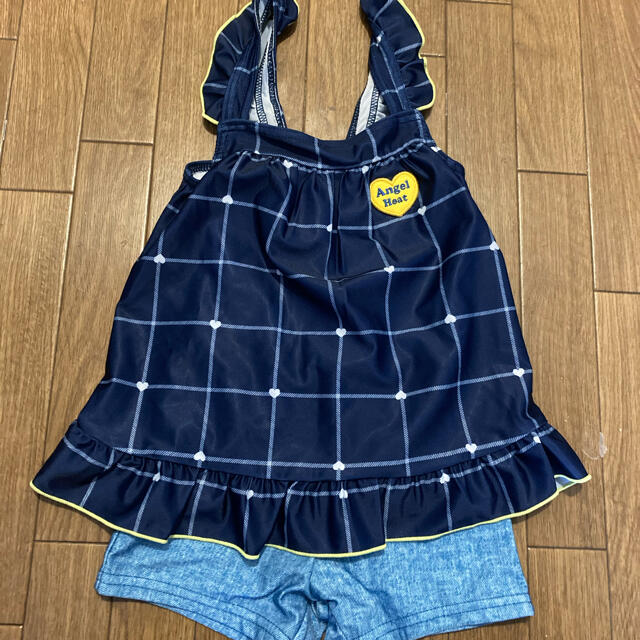 130 水着　新品未使用 キッズ/ベビー/マタニティのキッズ服女の子用(90cm~)(水着)の商品写真