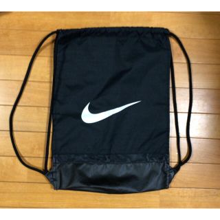 ナイキ(NIKE)のNIKE ナップサック黒／白(バッグパック/リュック)