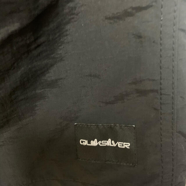 QUIKSILVER(クイックシルバー)のクイックシルバー　ウォークショーツ　Lサイズ メンズのパンツ(ショートパンツ)の商品写真