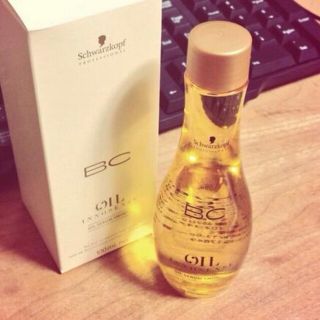 シュワルツコフ(Schwarzkopf)のシュワルツコフ BCオイルイノセンス オイルセラム スムース(100mL)(トリートメント)