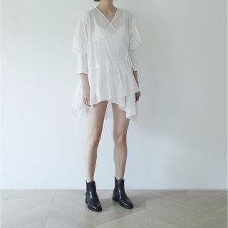 ロザリームーン(Rosary moon)のRosarymoon Fril hem tunic(チュニック)