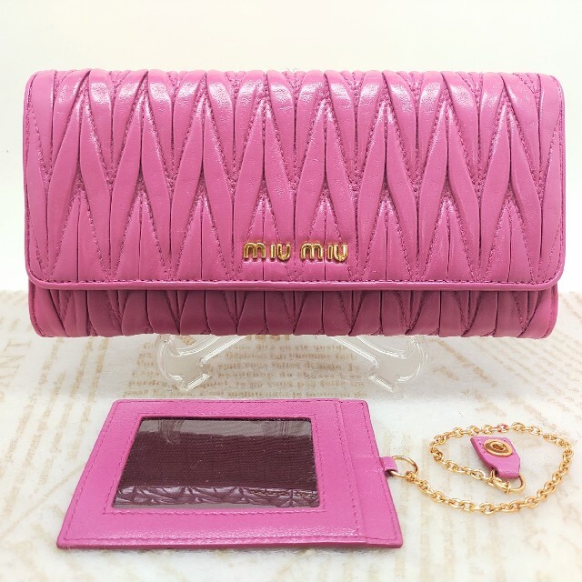 miumiu - ⭐正規品⭐ miumiu ミュウミュウ マテラッセ長財布の通販 by