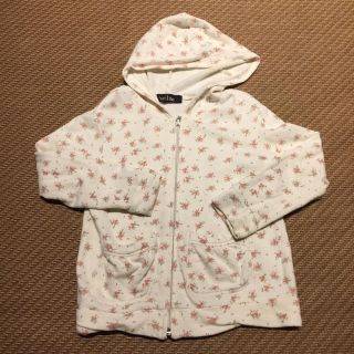 イーストボーイ(EASTBOY)のイーストボーイの花柄パーカー 110女の子 キッズ(Tシャツ/カットソー)