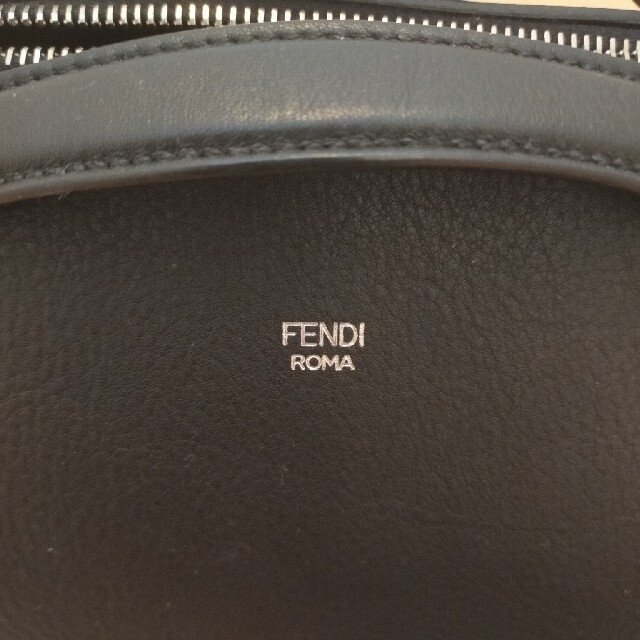 FENDI(フェンディ)のタイムセール！フェンディバイザウェイラージブラック レディースのバッグ(ハンドバッグ)の商品写真