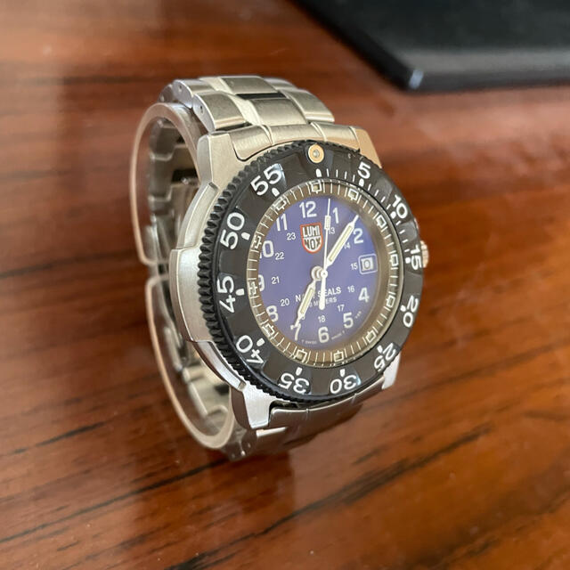 Luminox(ルミノックス)の希少品　Luminox 3100 NAVY SEALS  メンズの時計(腕時計(アナログ))の商品写真