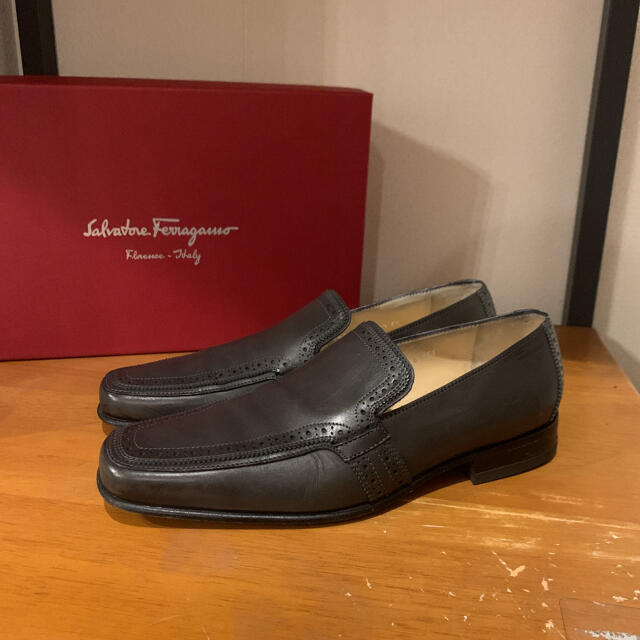 Salvatore Ferragamo(サルヴァトーレフェラガモ)の美品 Salvatore Ferragamo フェラガモ ドレスシューズ メンズの靴/シューズ(ドレス/ビジネス)の商品写真