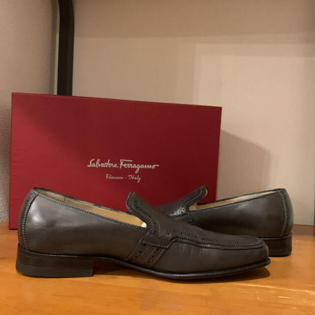 Salvatore Ferragamo(サルヴァトーレフェラガモ)の美品 Salvatore Ferragamo フェラガモ ドレスシューズ メンズの靴/シューズ(ドレス/ビジネス)の商品写真