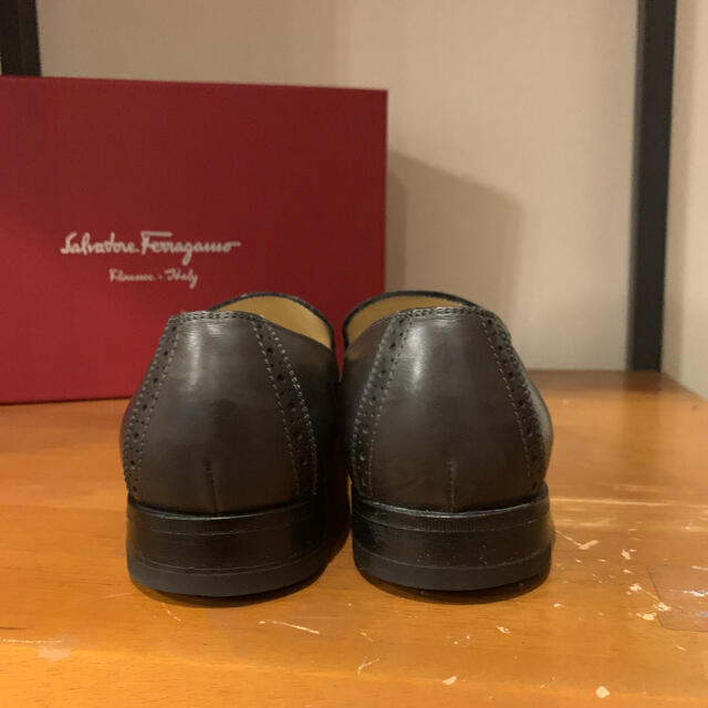 Salvatore Ferragamo(サルヴァトーレフェラガモ)の美品 Salvatore Ferragamo フェラガモ ドレスシューズ メンズの靴/シューズ(ドレス/ビジネス)の商品写真