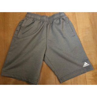 アディダス(adidas)のadidas アディダス　ハーフパンツ　Sサイズ(ショートパンツ)