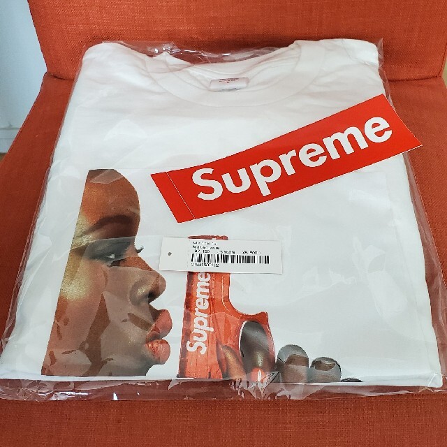 Supreme Water Pistol Tee送料込み！Supremetシャツ