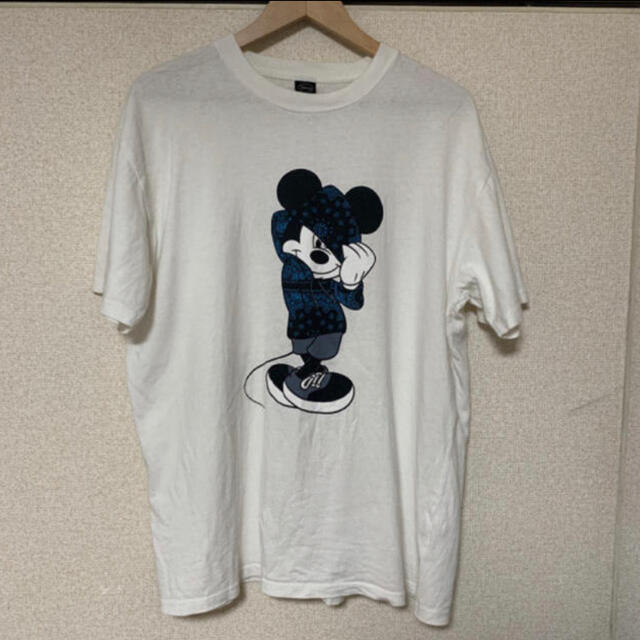 Disney(ディズニー)の【閉店セール】ミッキー　キャラクターTシャツ メンズのトップス(Tシャツ/カットソー(半袖/袖なし))の商品写真