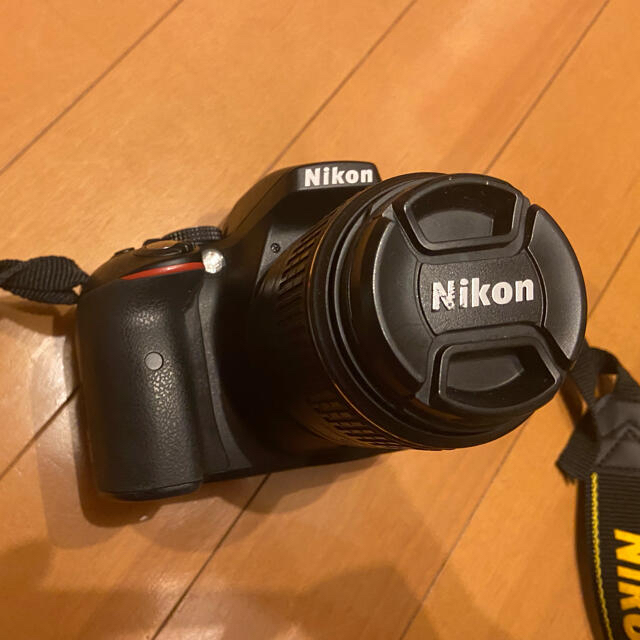 nikon D5300 一眼レフ　カメラ