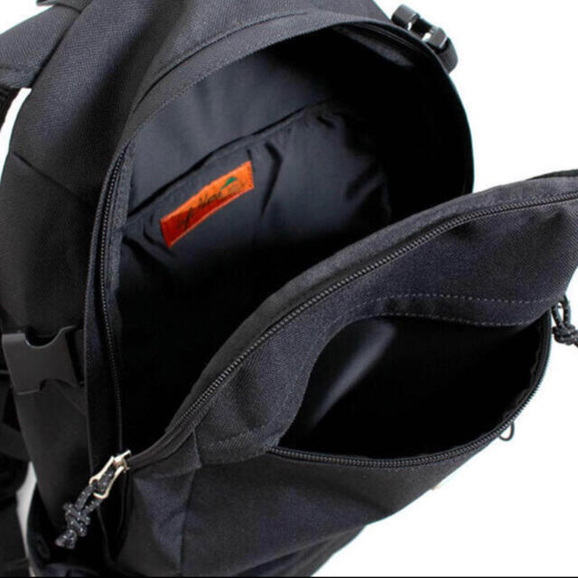 DOCKING BACK PACK レフトアローン LEFT ALONEの通販 by ジャム's shop