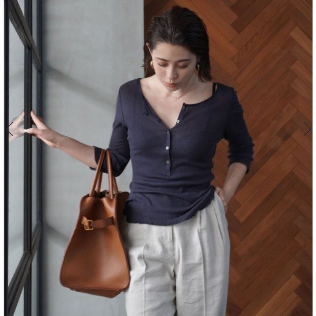 etre tokyo☆ ヘンリーネックエアリートップス FREE SIZE トップス