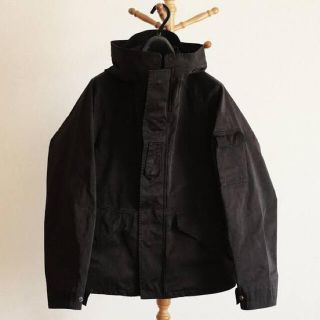 コモリ(COMOLI)のten-c rain parka 48 ブラック(マウンテンパーカー)