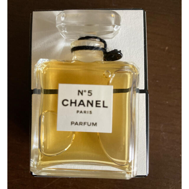 CHANEL(シャネル)のCHANEL シャネル　香水　No5  0.25FL.OZ.(7.5ml) コスメ/美容の香水(ユニセックス)の商品写真