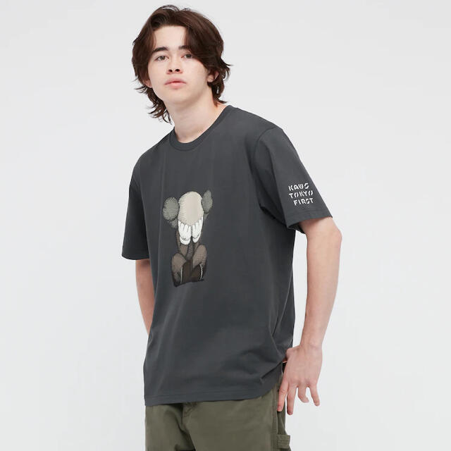 セットKAWS ユニクロ Tシャツ L UNIQLO Tシャツ 新品未開封