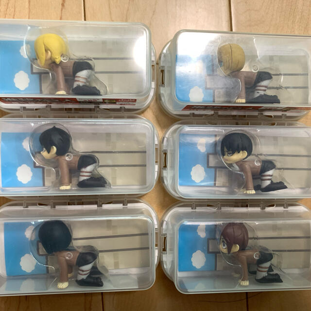 進撃の巨人グッズまとめ売り 新品・未使用品の通販 by 中野英明 進撃の巨人グッズまとめ売り 新品・未使用品の通販 by 中野英明