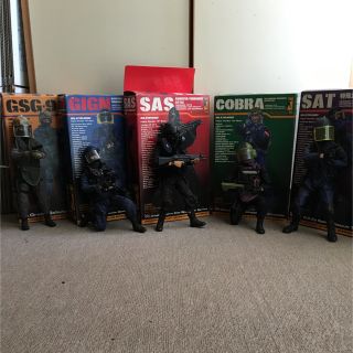 メディコムトイ 特殊部隊 フィギュアwtaps MEDICOM TOY KAWS