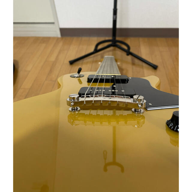 Epiphone(エピフォン)のEpiphone Les Paul Special TV YELLOW 楽器のギター(エレキギター)の商品写真