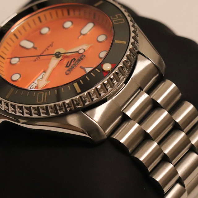 SEIKO(セイコー)の【特価！】SEIKO 5スポーツ SBSA009 MOD 腕時計 オレンジ メンズの時計(腕時計(アナログ))の商品写真