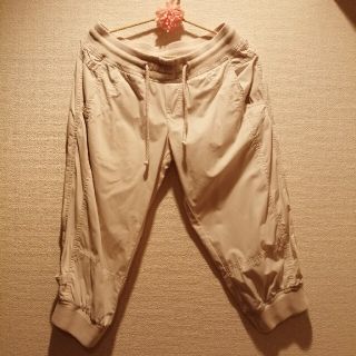 ザラ(ZARA)のZARA ザラ　ハーフパンツ　ジョガーパンツ(カジュアルパンツ)