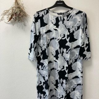 マリメッコ(marimekko)のマリメッコ カットソー　ワンピース(ひざ丈ワンピース)