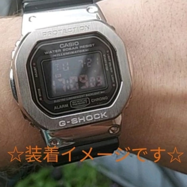 G-SHOCK(ジーショック)の【新品未使用】　G-SHOCK　カスタム　メタル　ベゼル メンズの時計(腕時計(デジタル))の商品写真