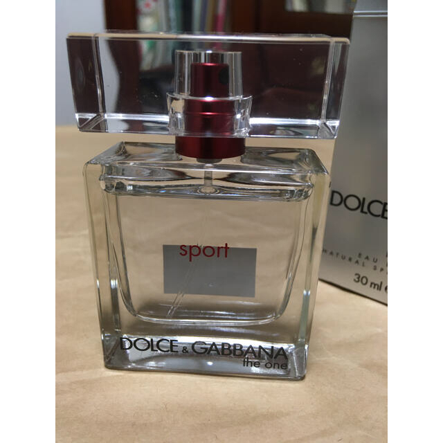 DOLCE&GABBANA(ドルチェアンドガッバーナ)の専用　香水　ドルチェ＆ガッパーナ　ザワンフオ－メンスポ－ツ 30ml コスメ/美容の香水(香水(男性用))の商品写真