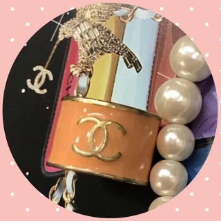 シャネル(CHANEL)のシャネル　リング　⭐︎ ゴールド×サーモンピンク(リング(指輪))