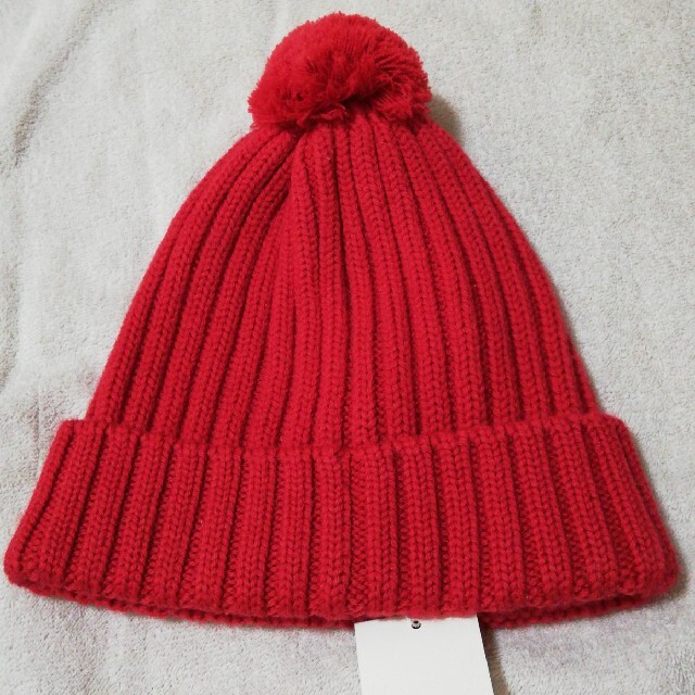 新品　DOUBLE.B男女兼用 赤色ニット帽子52-56cm