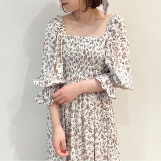 定価以下☆新品♡フラワーブーケオフショルドレス♡ブルー♡ジェラートピケ