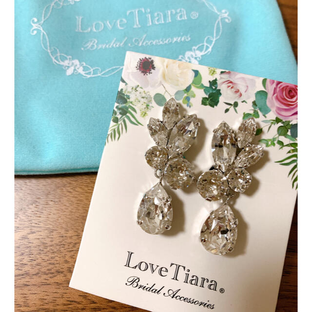 LoveTiara ラブティアラ イヤリング ウェディング レディースのアクセサリー(イヤリング)の商品写真