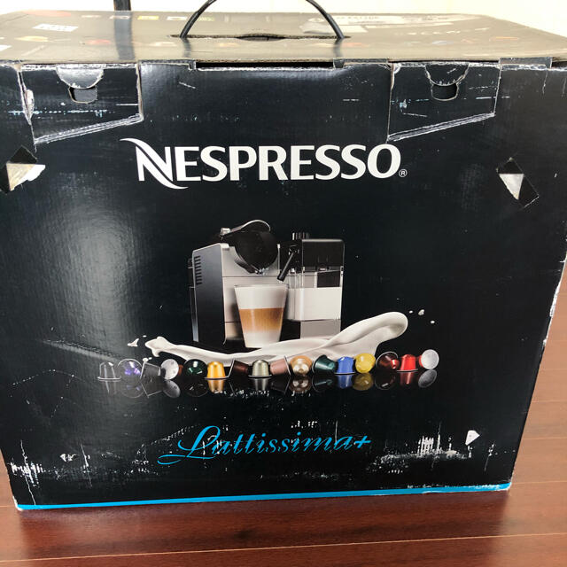 ネスプレッソ　F411REコーヒーメーカー