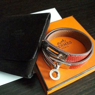 エルメス(Hermes)のHERMES　エルメス　ブレスレット　ケリー　シルバー　レッド　リザード革(ブレスレット/バングル)