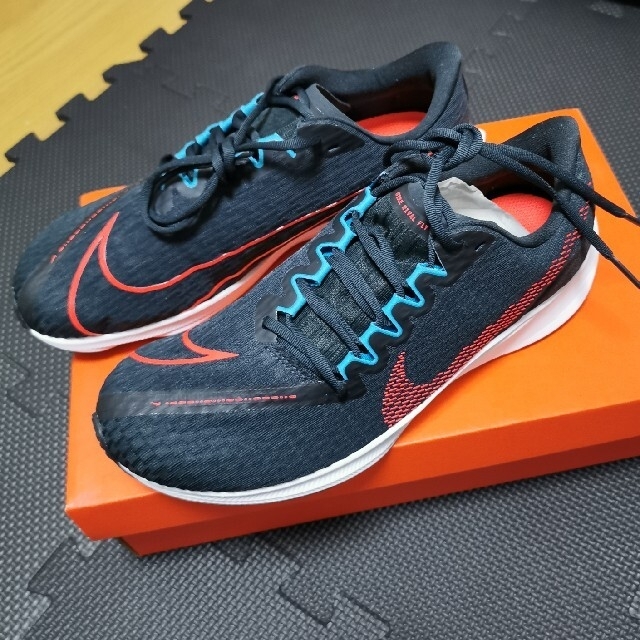 新品未使用品 NIKE ZOOM RIVAL FLY2 25.5cm 送料込み価