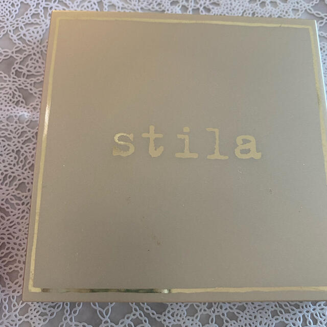 stila(スティラ)のStila アイズアーザウィンドウシャドウパレット マインド コスメ/美容のベースメイク/化粧品(アイシャドウ)の商品写真