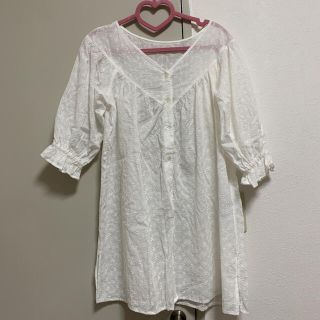 ダブルクローゼット(w closet)のダブルクローゼット　刺繍ブラウス(シャツ/ブラウス(長袖/七分))