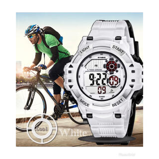 スポーツ腕時計　LED デジタル 腕時計 ミリタリー　耐久性 スポーツ　白(腕時計(デジタル))