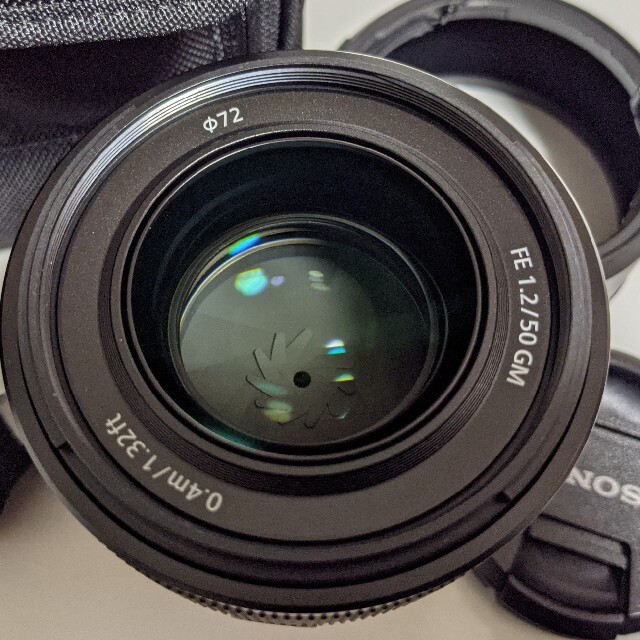 SONY(ソニー)のSONY EマウントSEL50F12GM 単焦点 50mm f1.2 スマホ/家電/カメラのカメラ(レンズ(単焦点))の商品写真