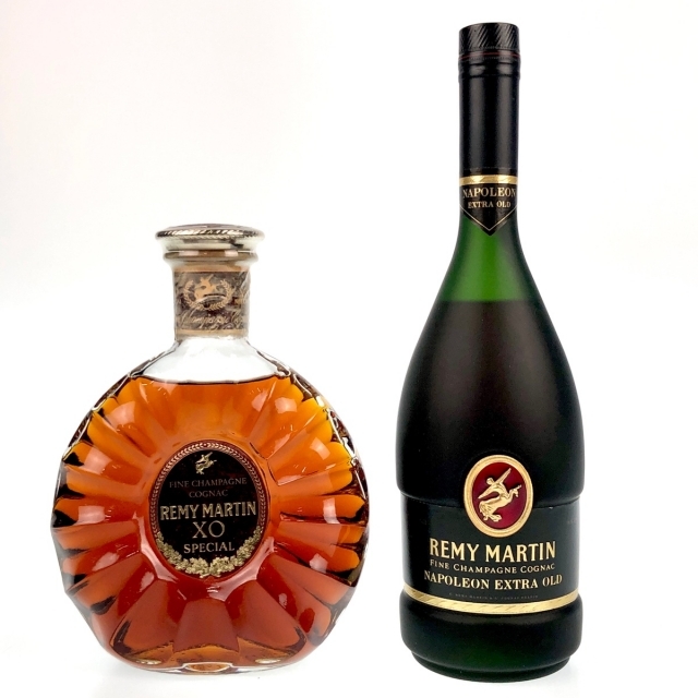 2本 レミーマルタン XOスペシャル ナポレオン エクストラオールド コニャック 食品/飲料/酒の酒(ウイスキー)の商品写真